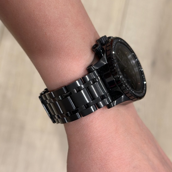 NIXON 38-20 CHRONO WOMEN'S Triple Black Gem Accent Chronograph Watch - Picture 3 of 8